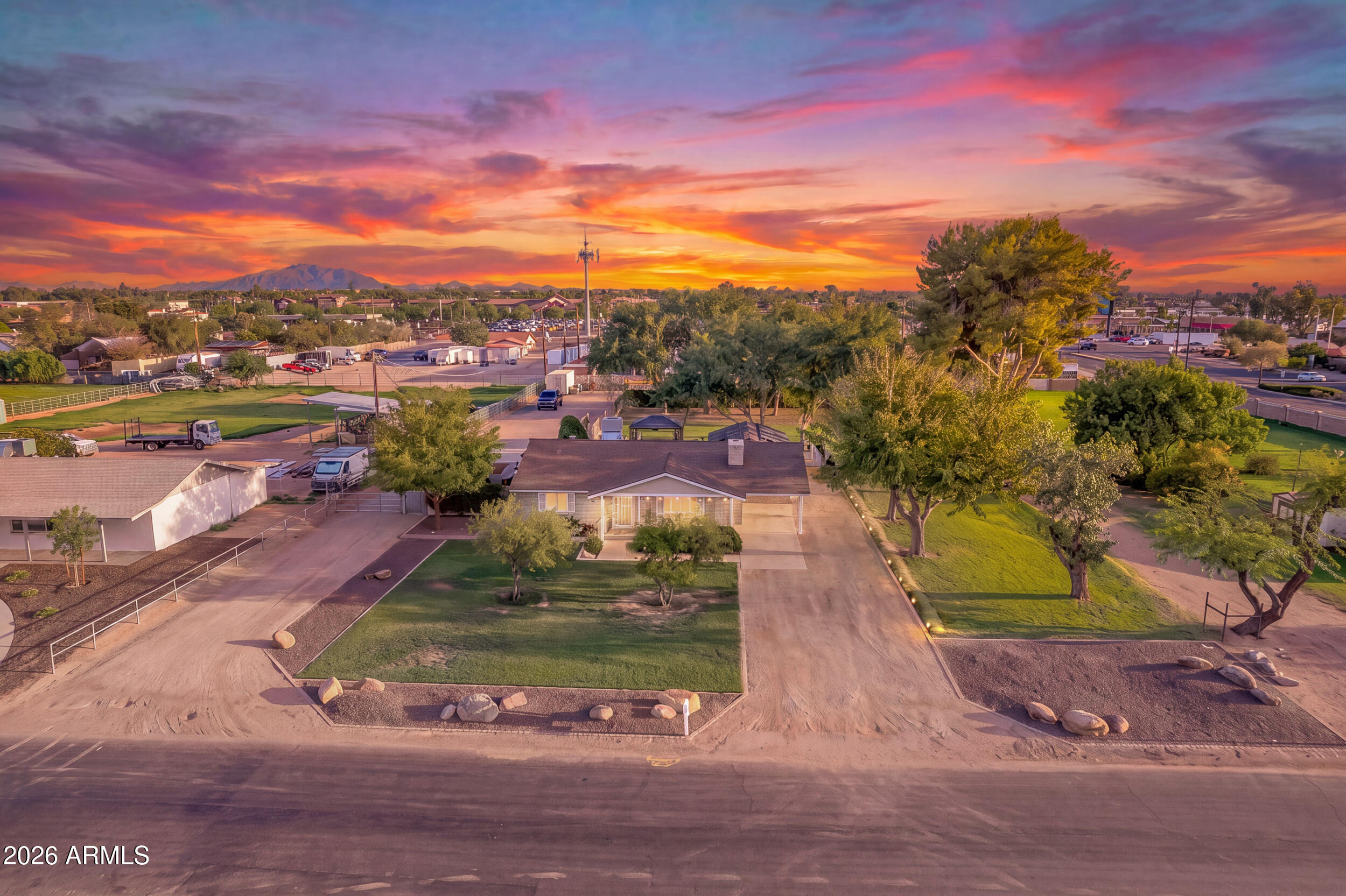 13619 E MORGAN Drive, Gilbert, AZ 85295