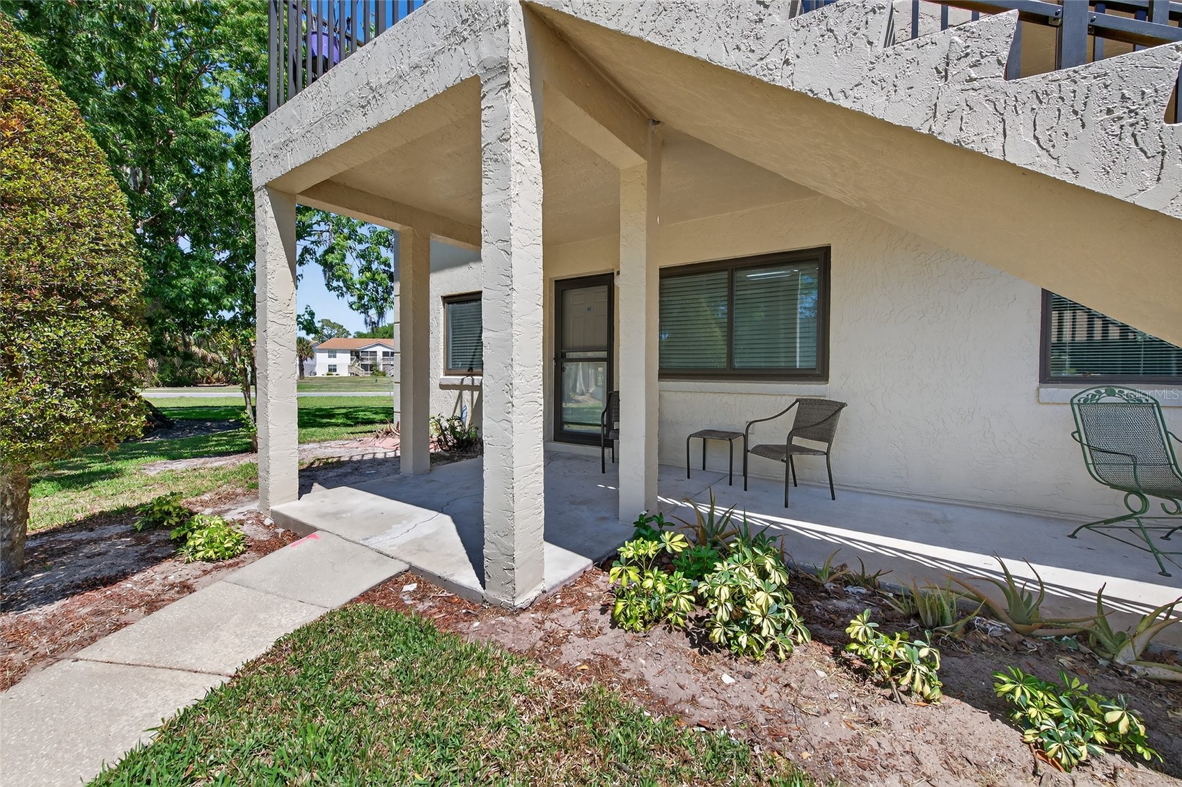 1601 BIG TREE ROAD 101