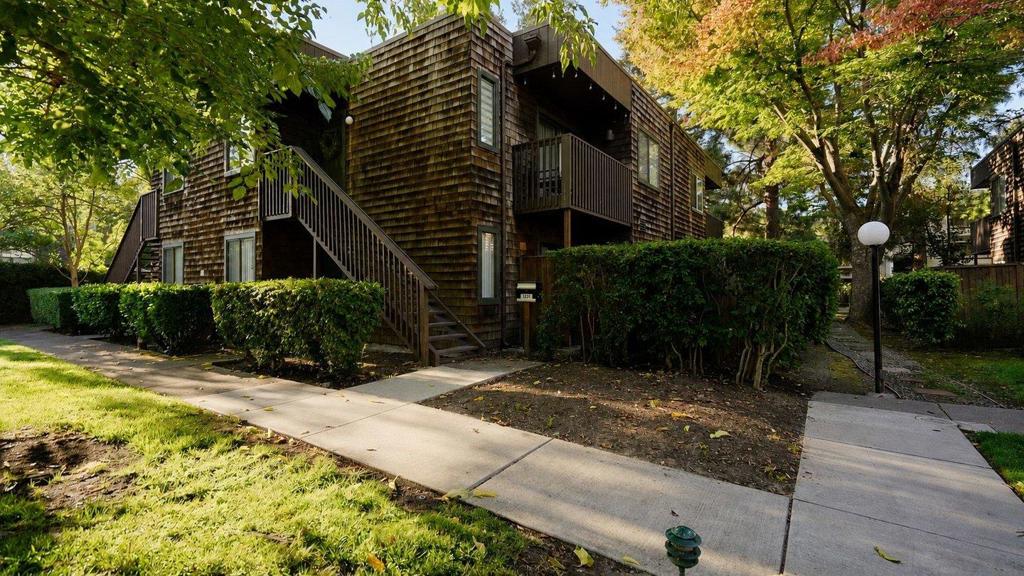 1231 Honey Trail