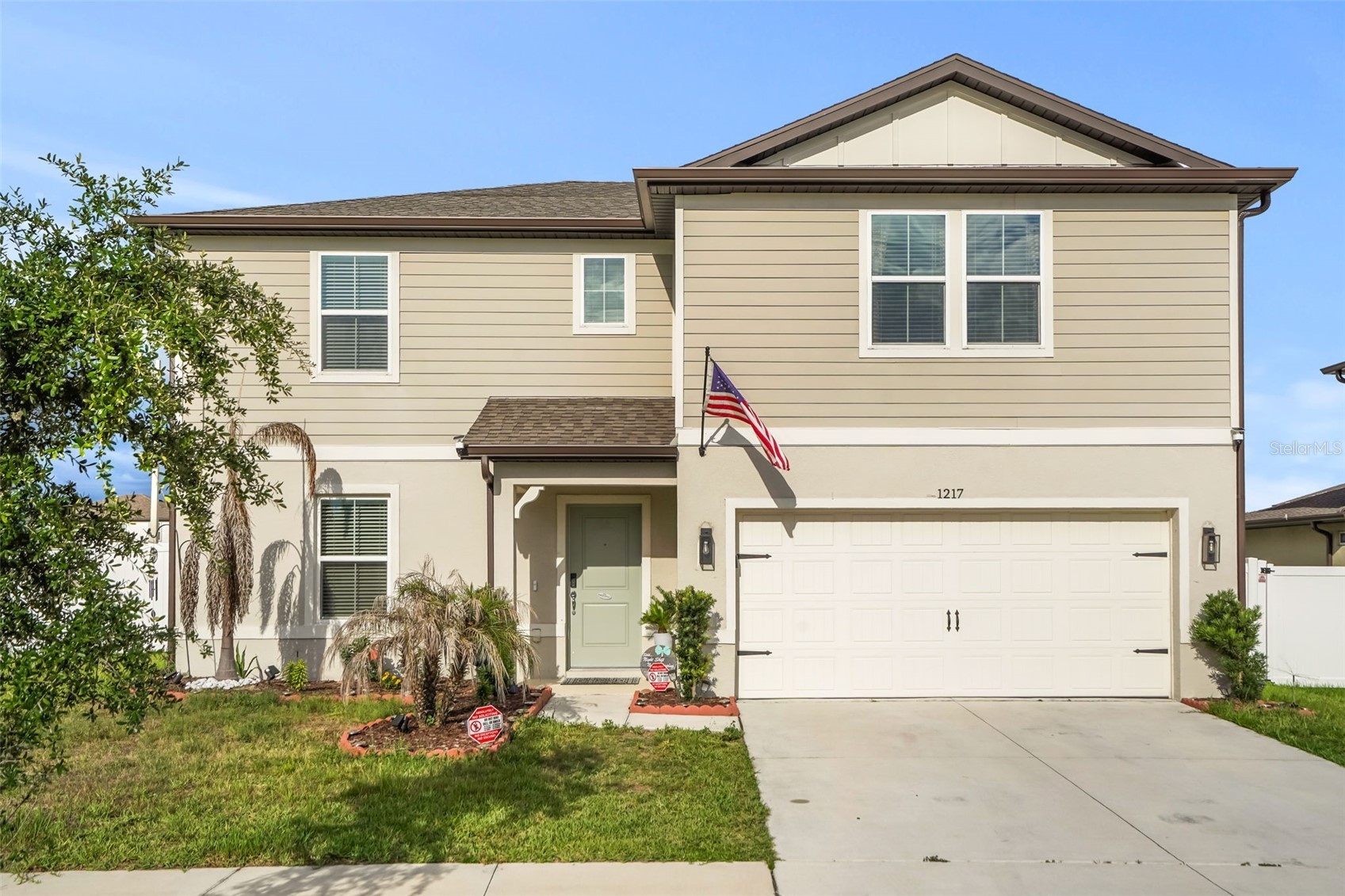 1217 MICHELANGELO LANE