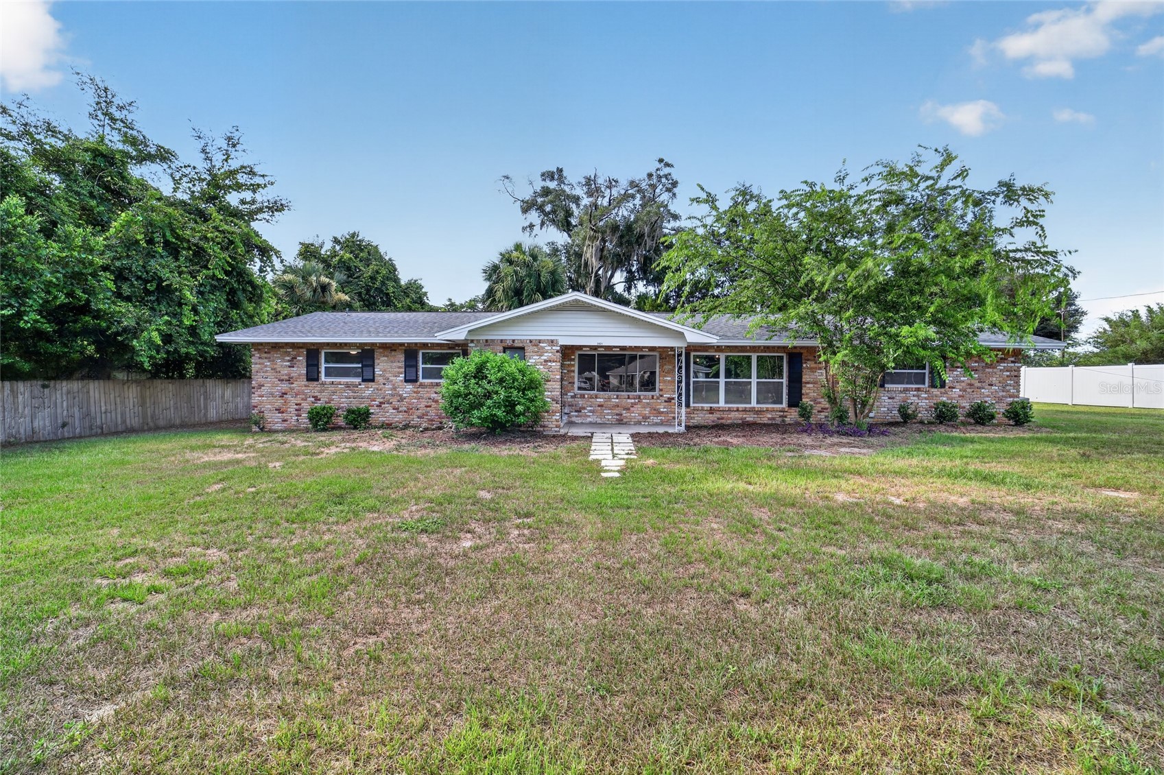 2421 NE 57TH PLACE
