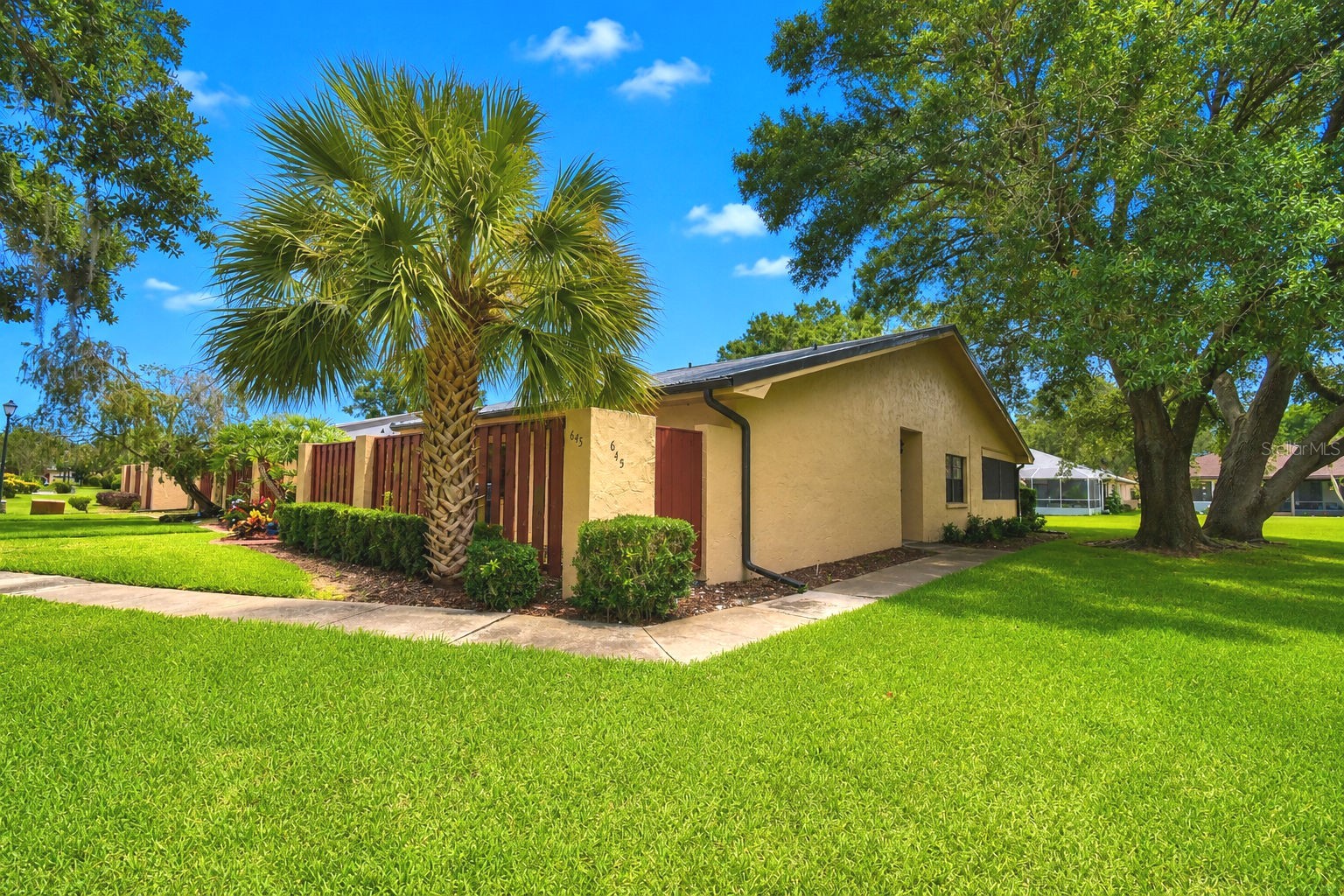 645 BROADMOOR CIRCLE 645