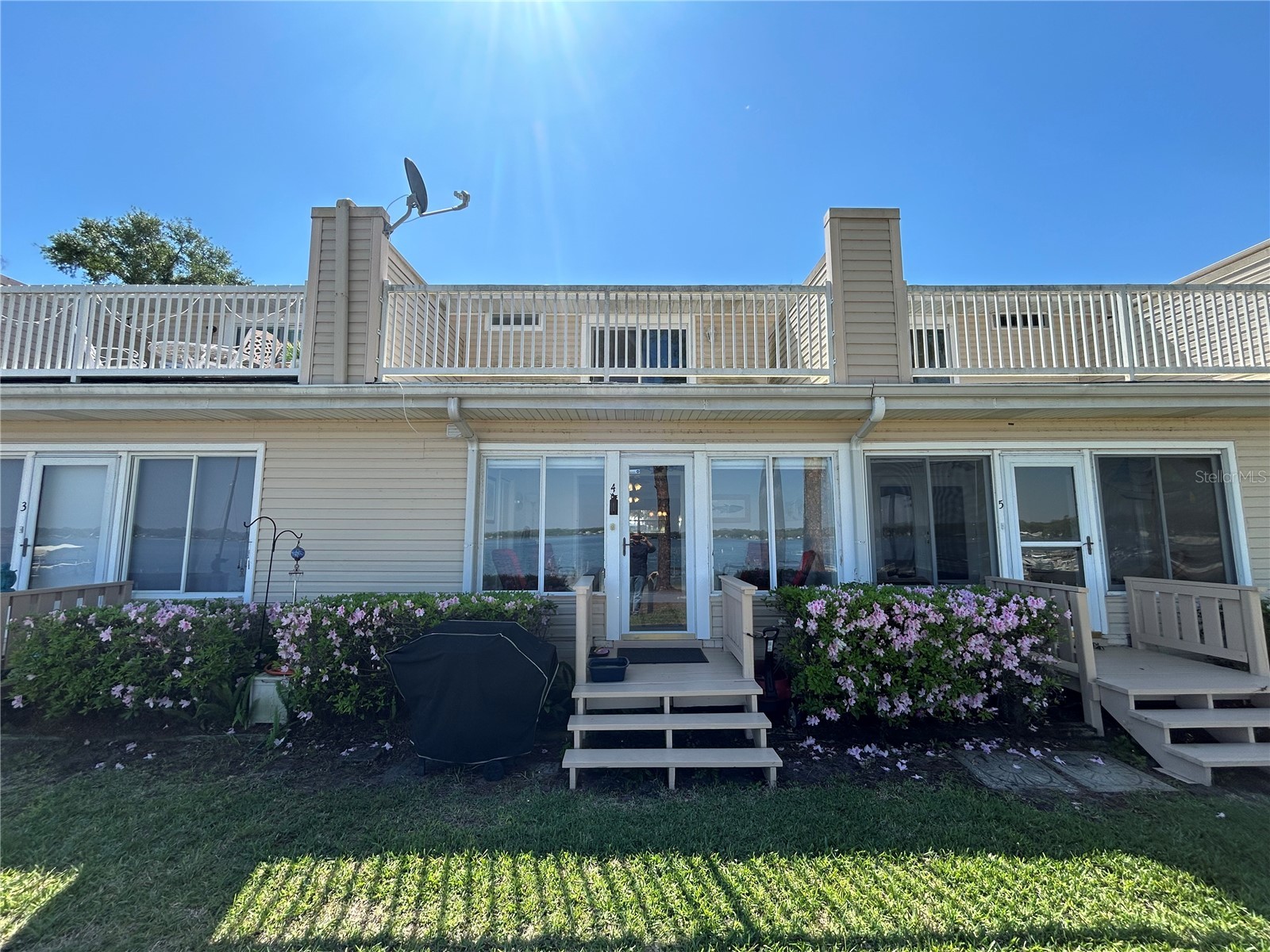 11001 SE SUNSET HARBOR ROAD A04