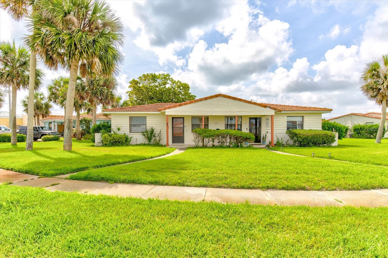 232 NORTHSHORE DRIVE A
