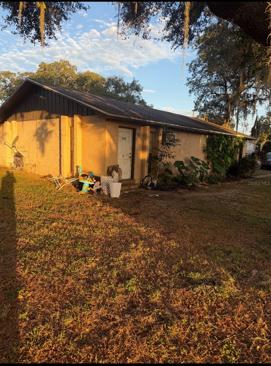 3108 - 3110 - 3112 - 3114 HOLLY STREET