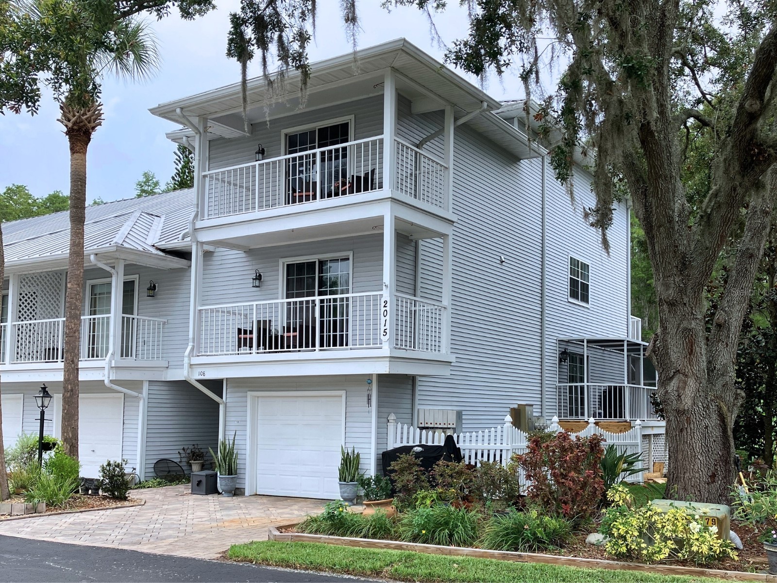2015 VISTA DEL SOL CIRCLE 108