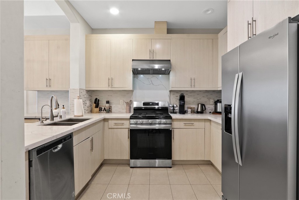 1598 Long Beach Boulevard 412