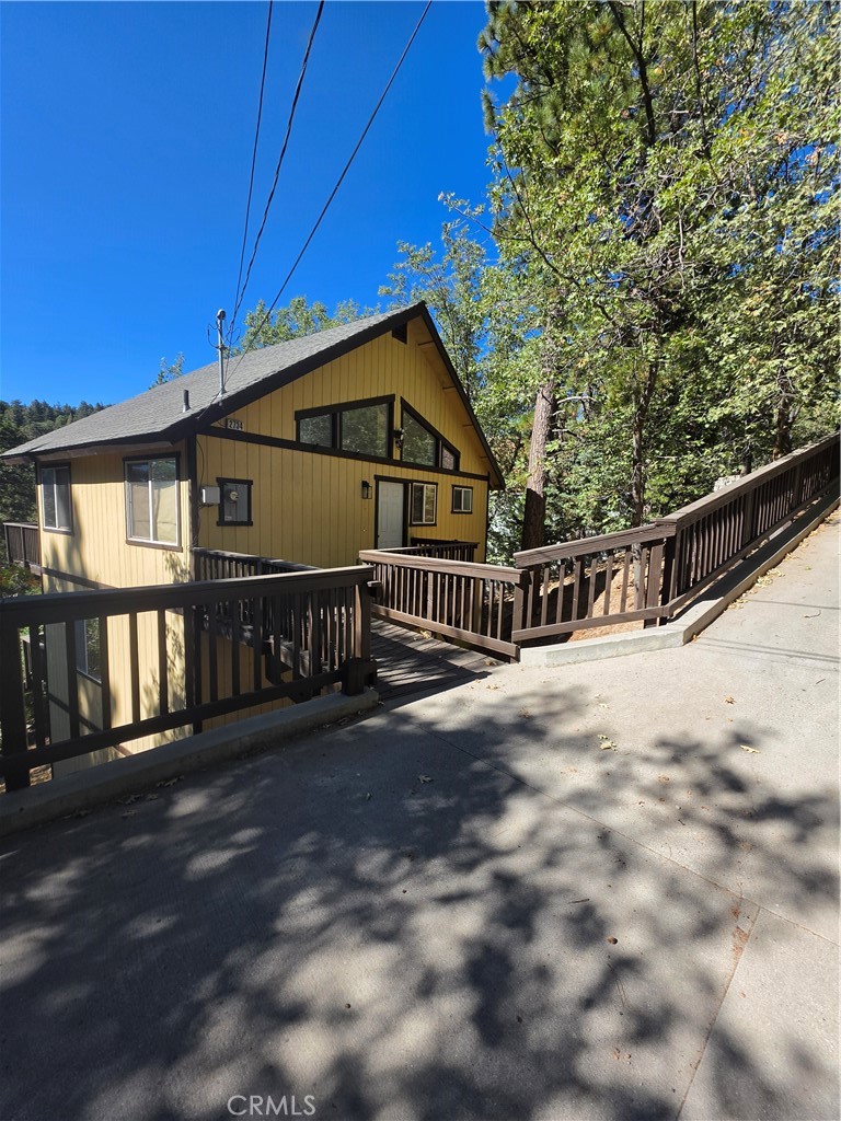 2734 Preston