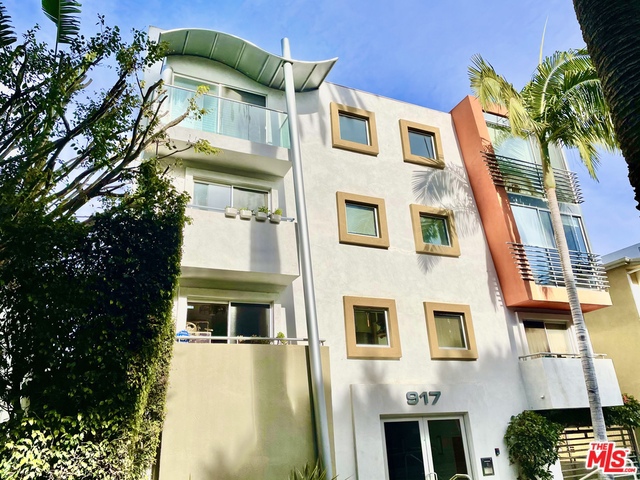 917 2nd Street 305