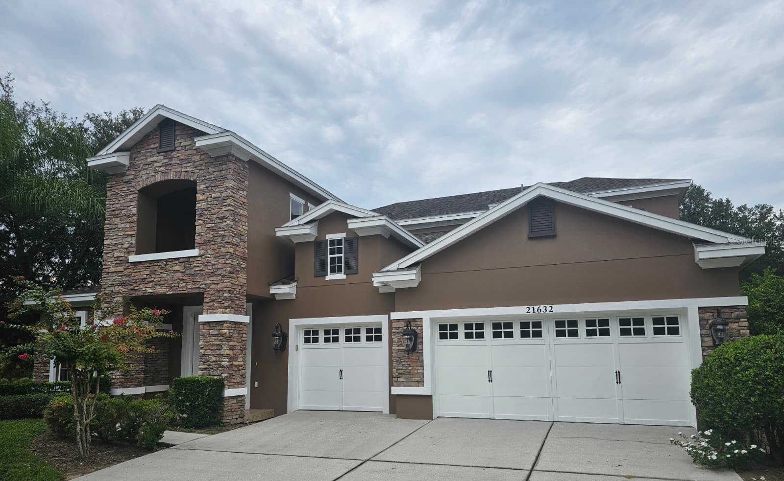 21632 HIDDEN CREEK