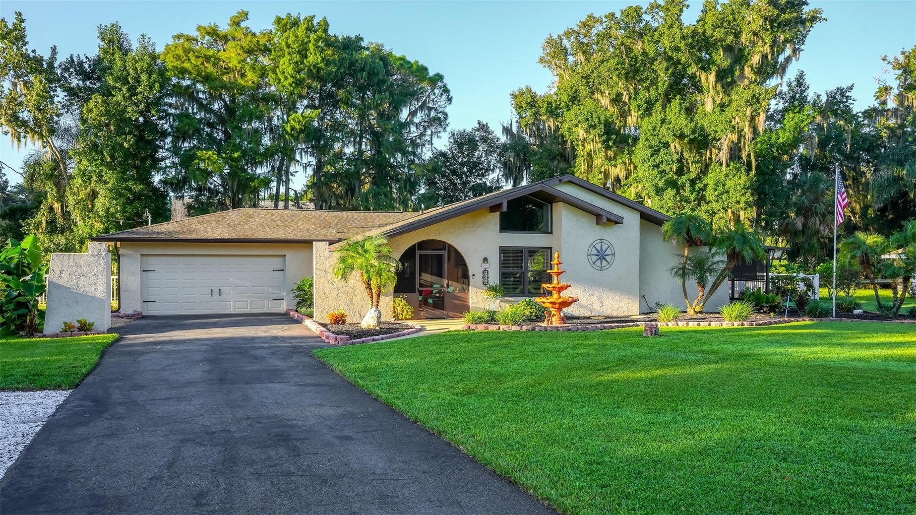 8106 SPRING DRIVE