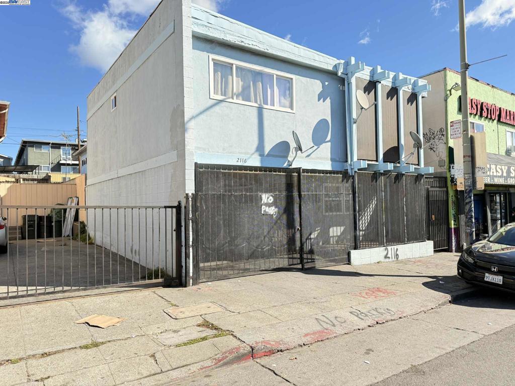 2116 International Blvd
