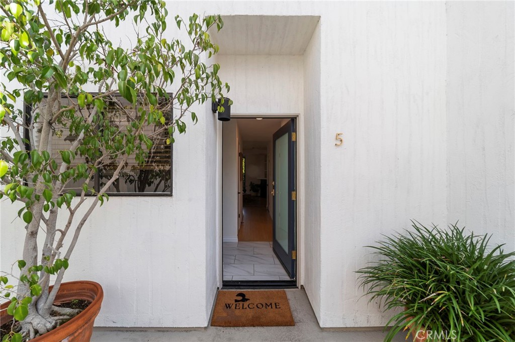 2500 Abbot Kinney Boulevard 5