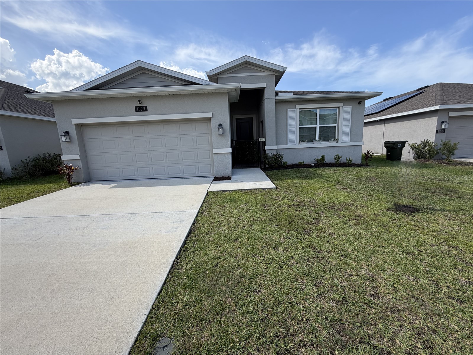 1104 SAND TRAP COURT