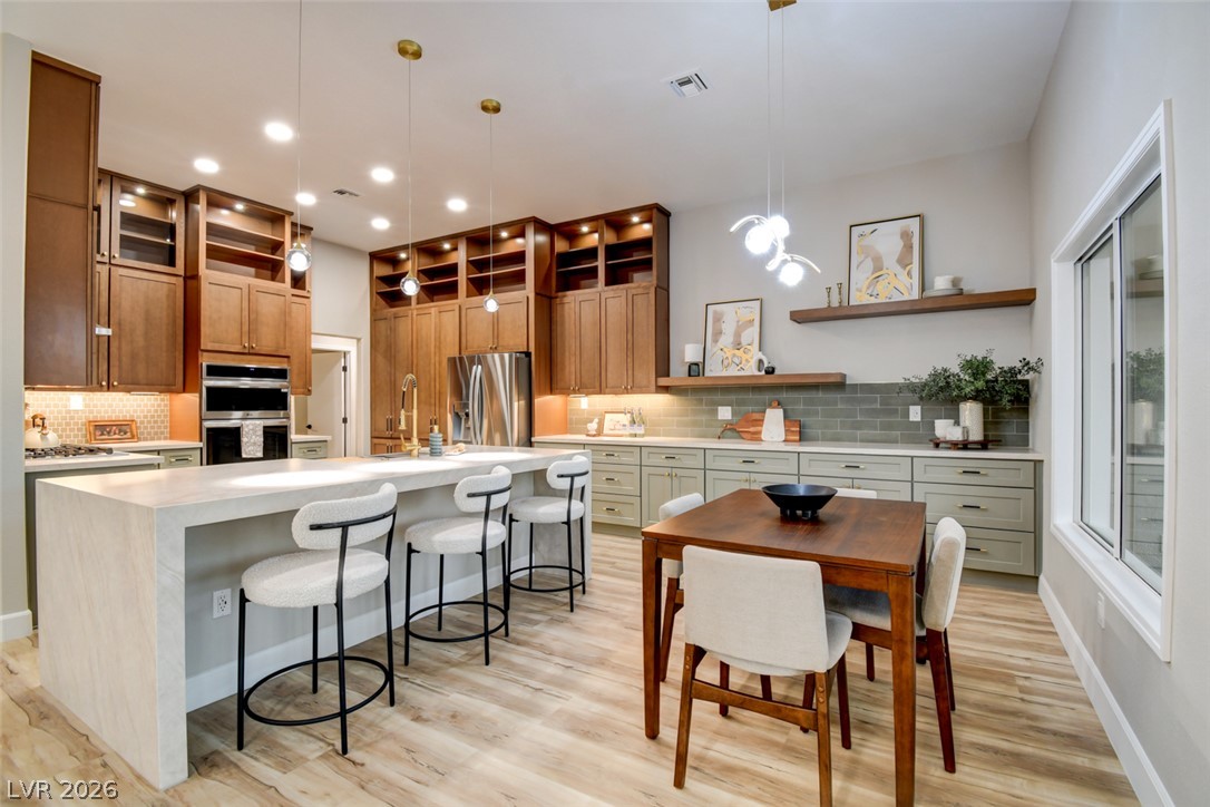 2837 Billy Casper Drive