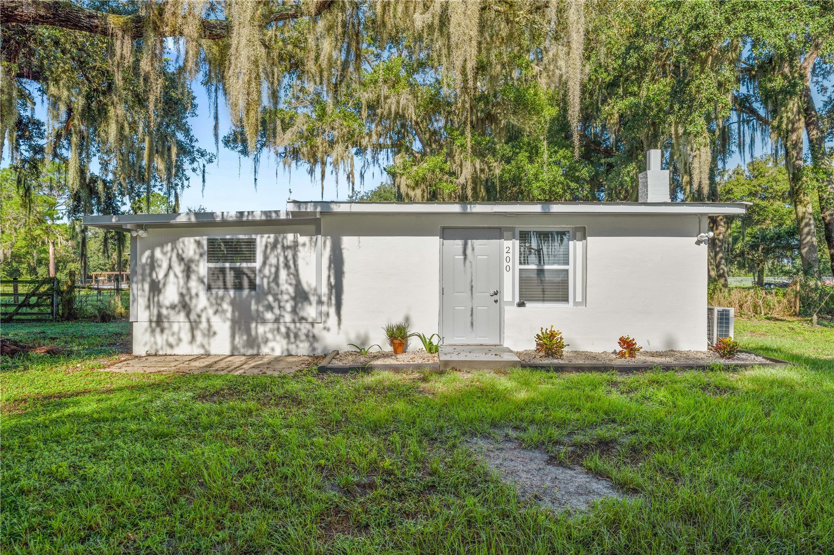 200 LAKE MARIAN ROAD