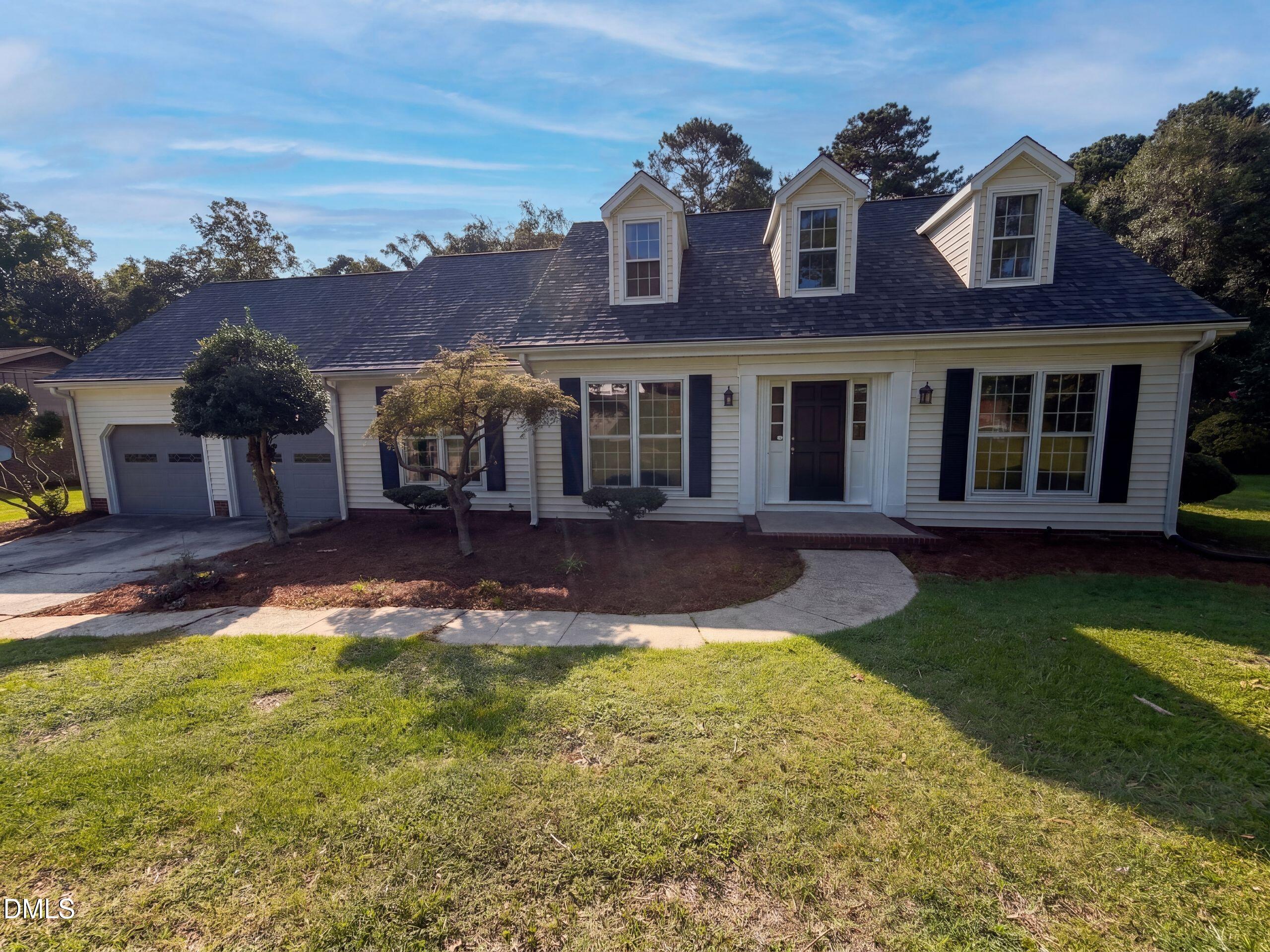 2337 Rolling Hill Road, Fayetteville, NC 28304