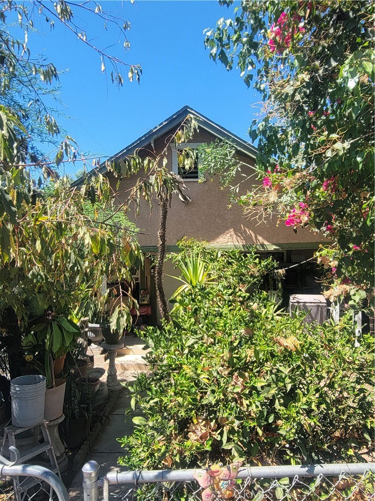 7190 Vine