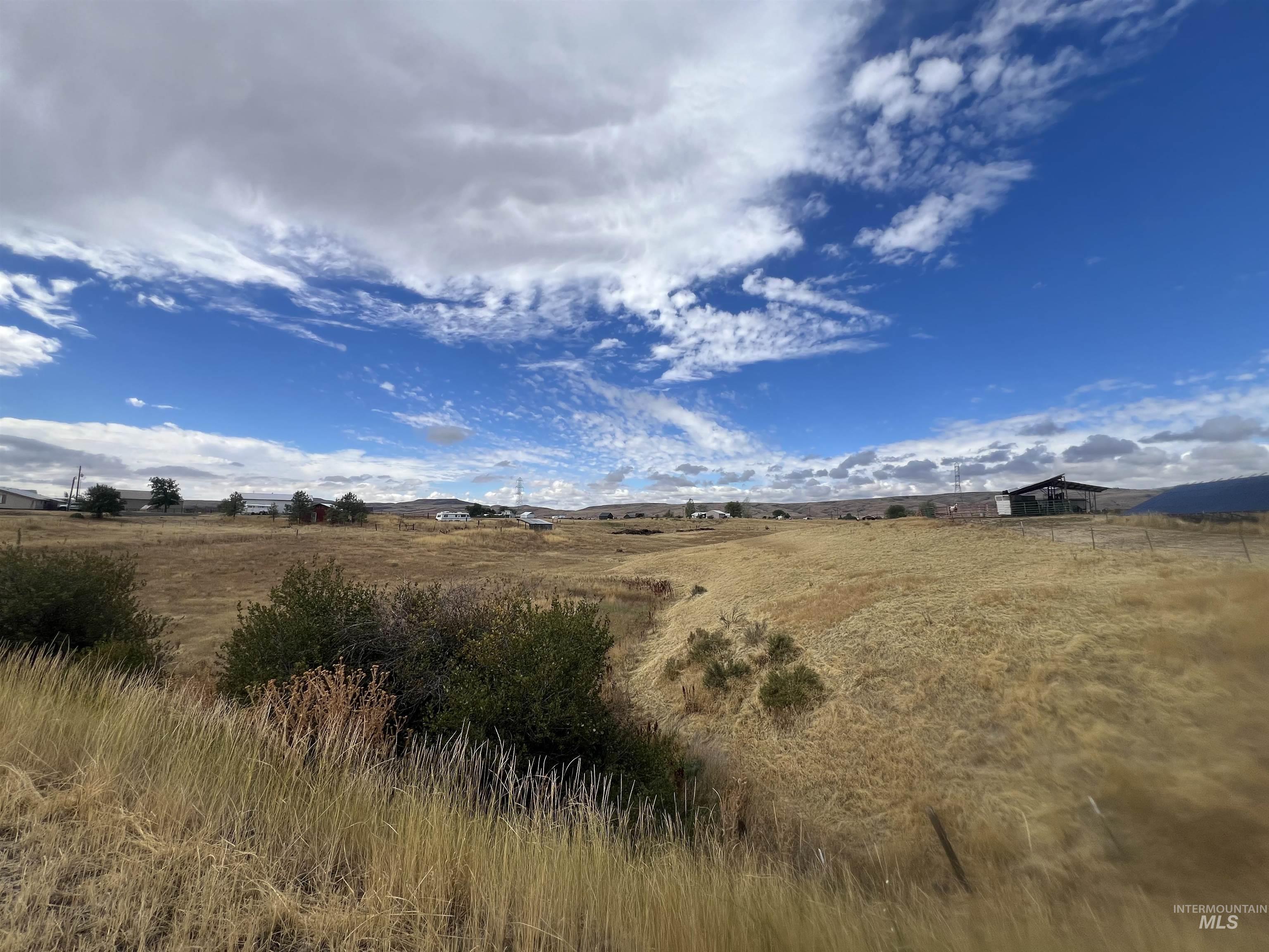 2277 Keithly Creek Rd, Midvale ID 83645