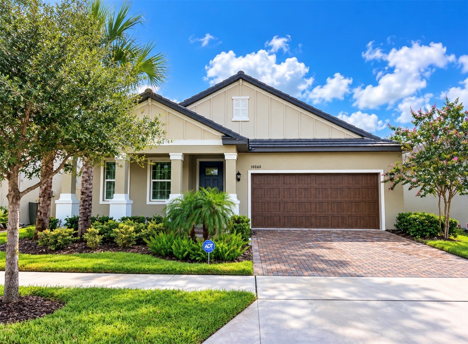 10060 BANYAN BREEZE BOULEVARD