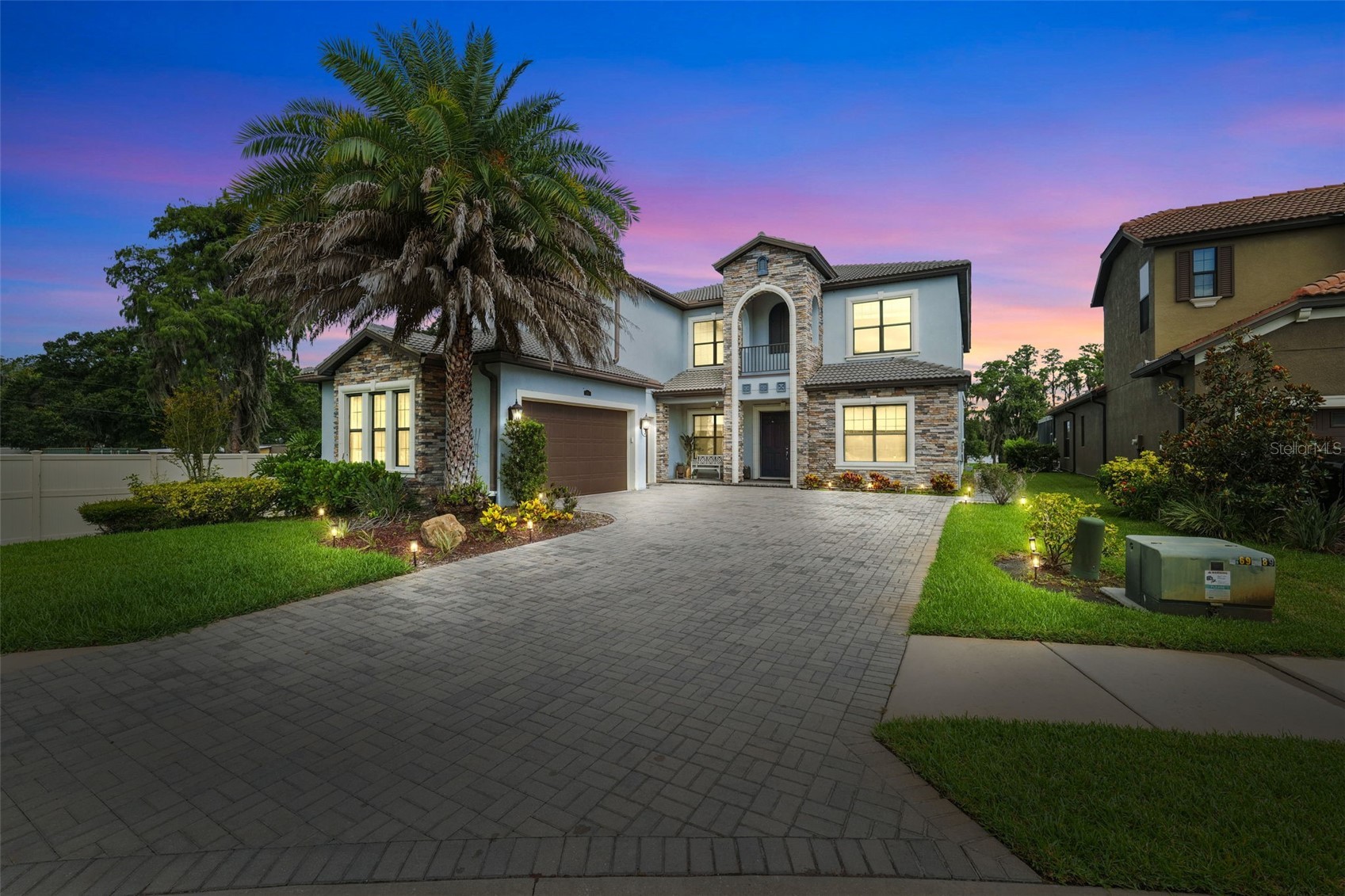 5167 LAKECASTLE DRIVE