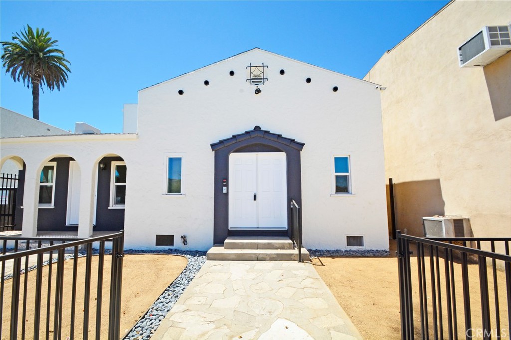 911 Pacific Avenue