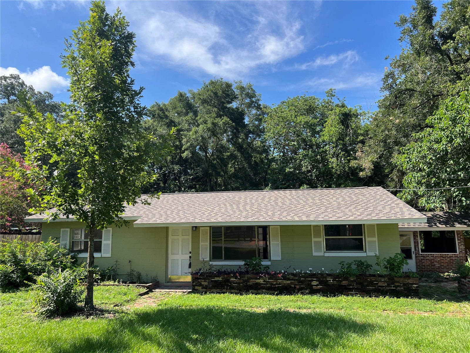 1204 NE 32ND PLACE