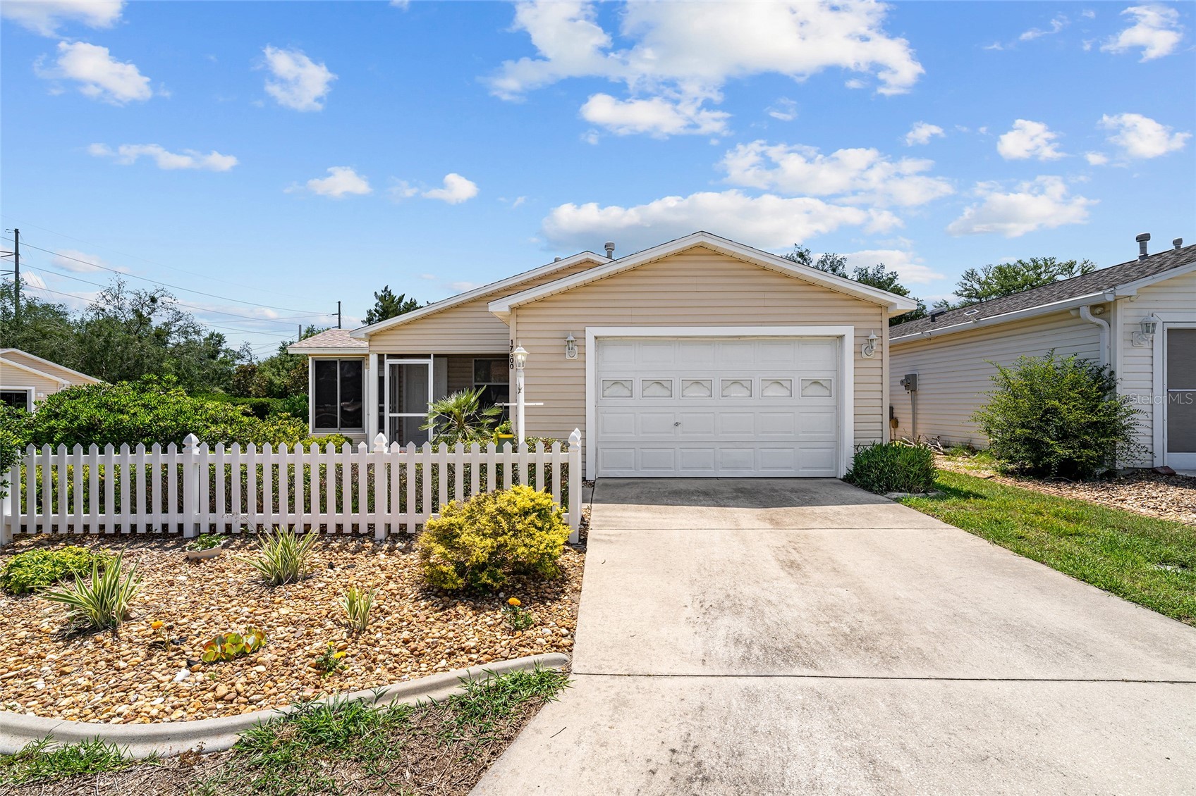 17300 SE 93RD HEYWARD AVENUE