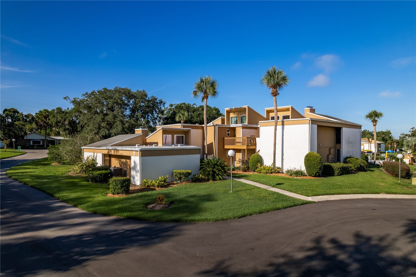 1051 S HIGHLAND STREET 7D