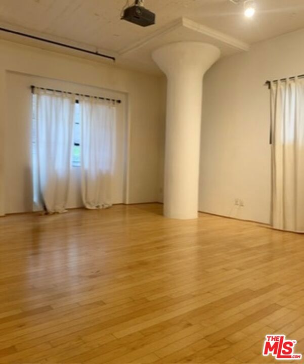 420 S San Pedro Street 231