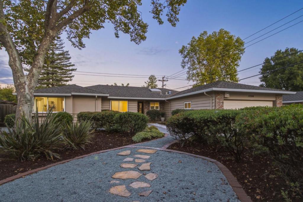 12390 Woodside Drive