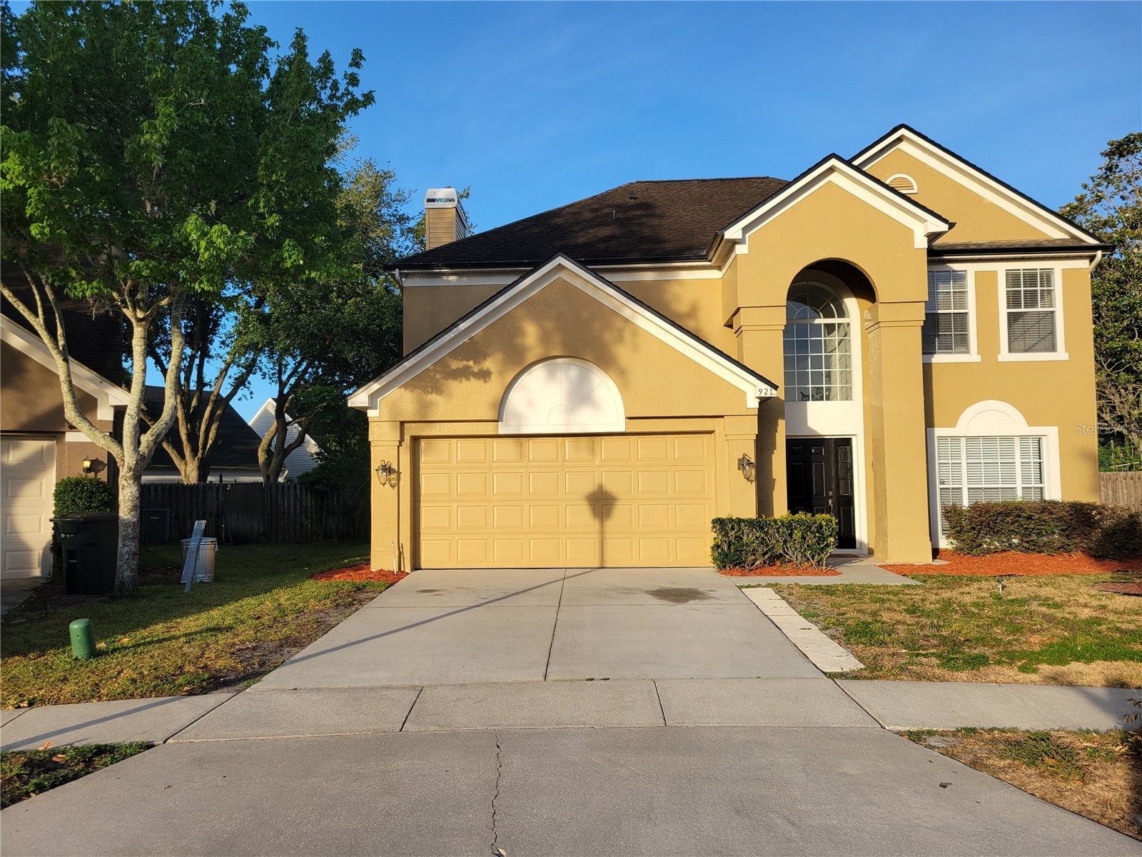 921 BERESFORD WAY