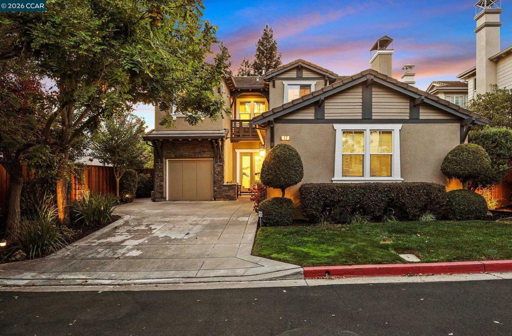 17 Pinewood Pl
