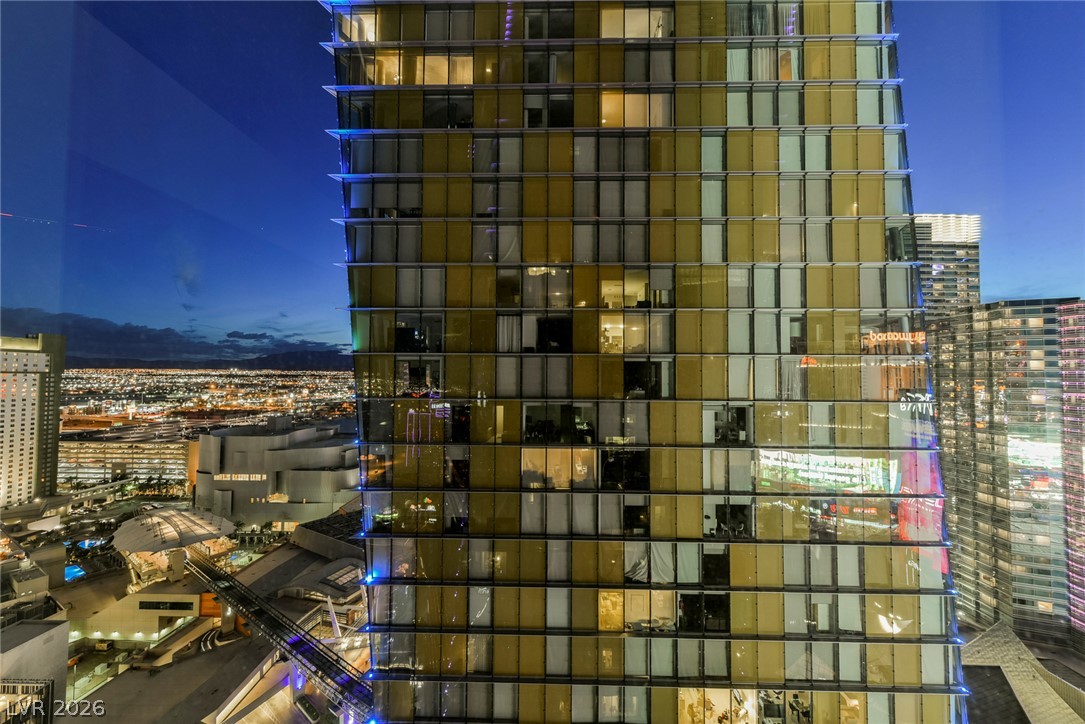 3722 Las Vegas Boulevard 2411