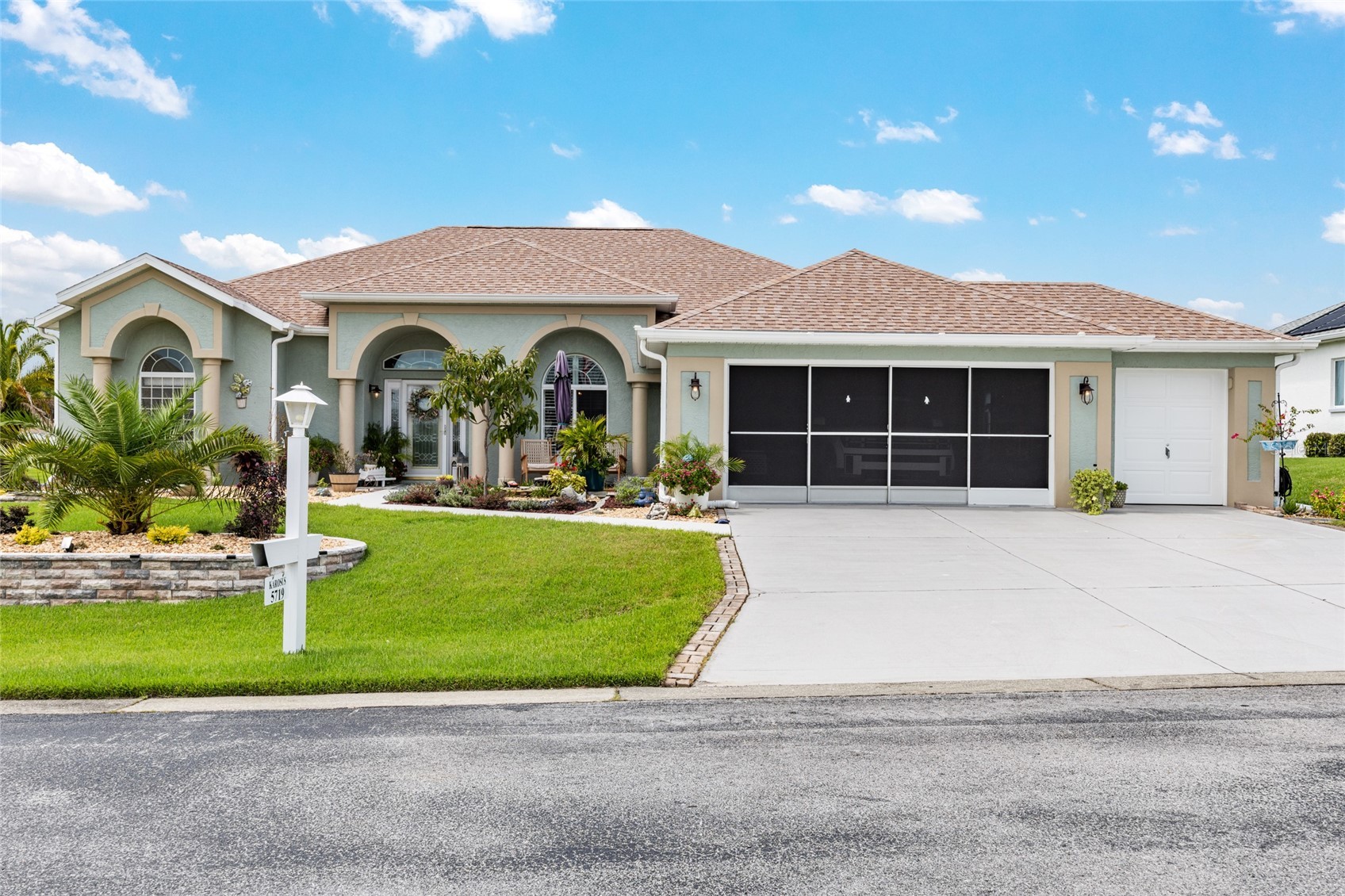 5719 NW 25TH LOOP