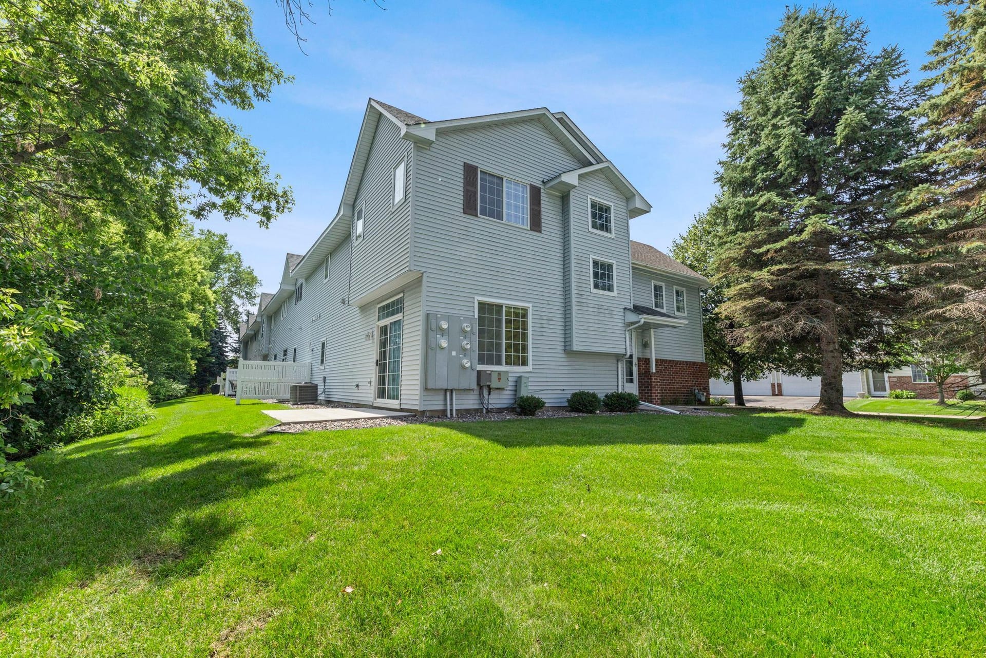 9050 Merrimac Lane N, Maple Grove, MN 55311