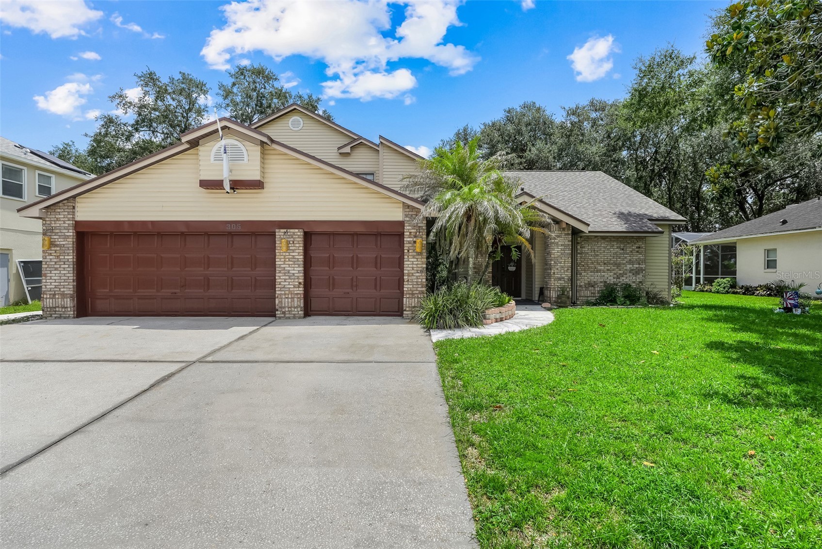 305 FORREST CREST COURT