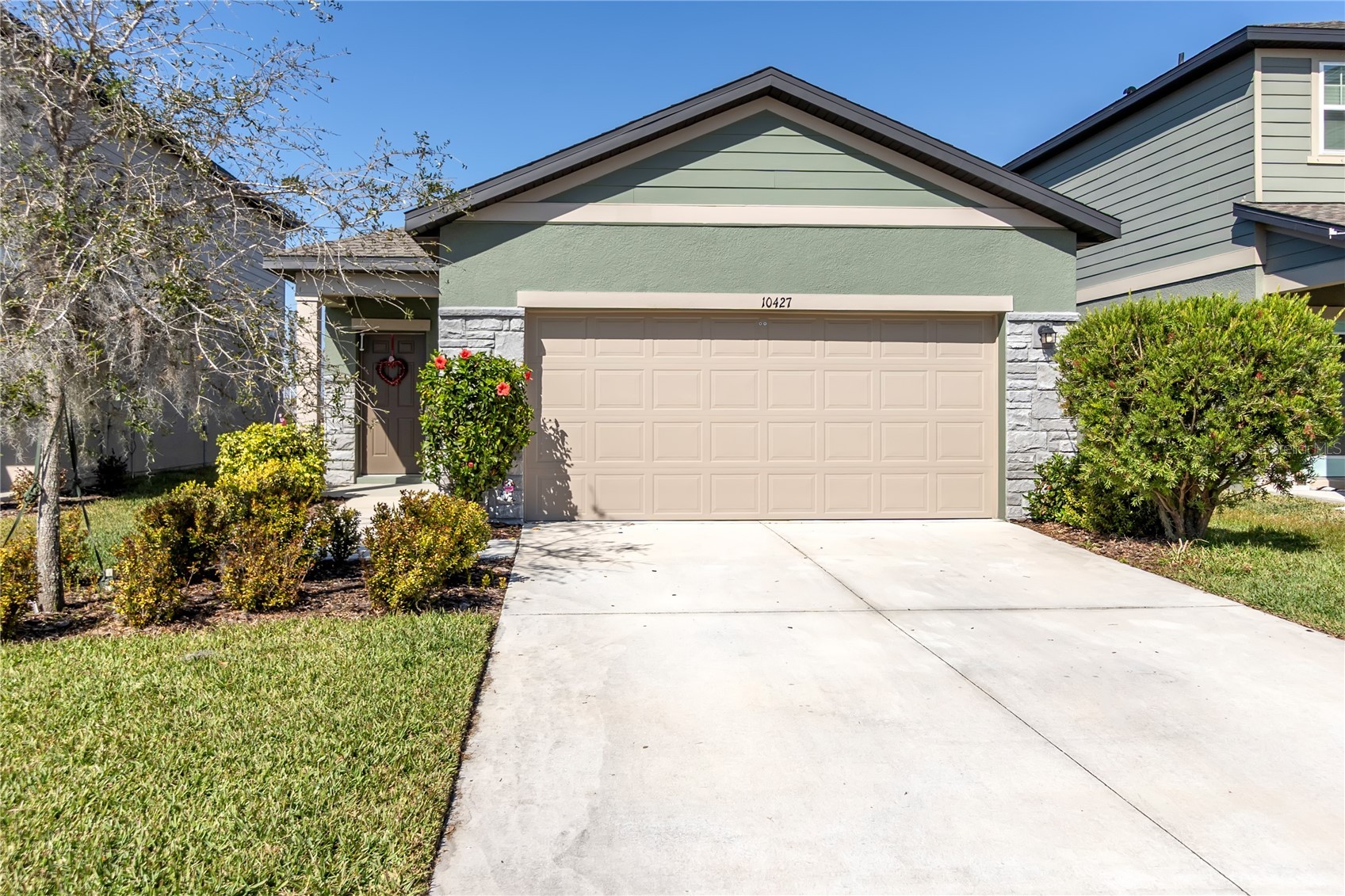 10427 LADYBUG COVE