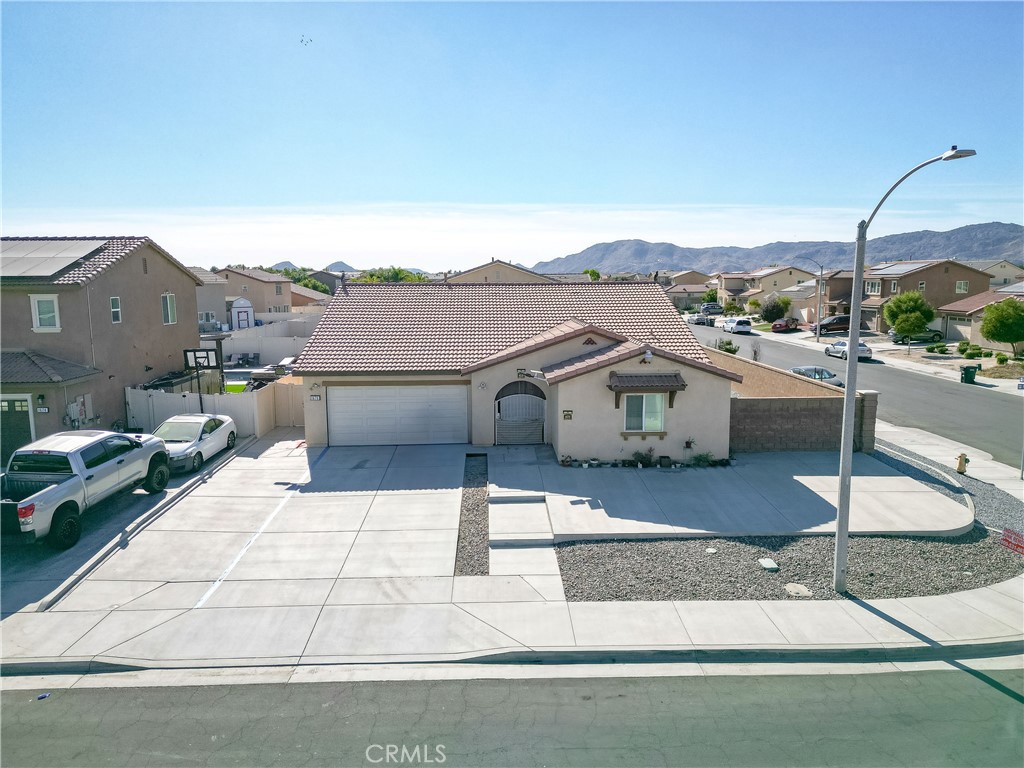 1676 Hayloft Place
