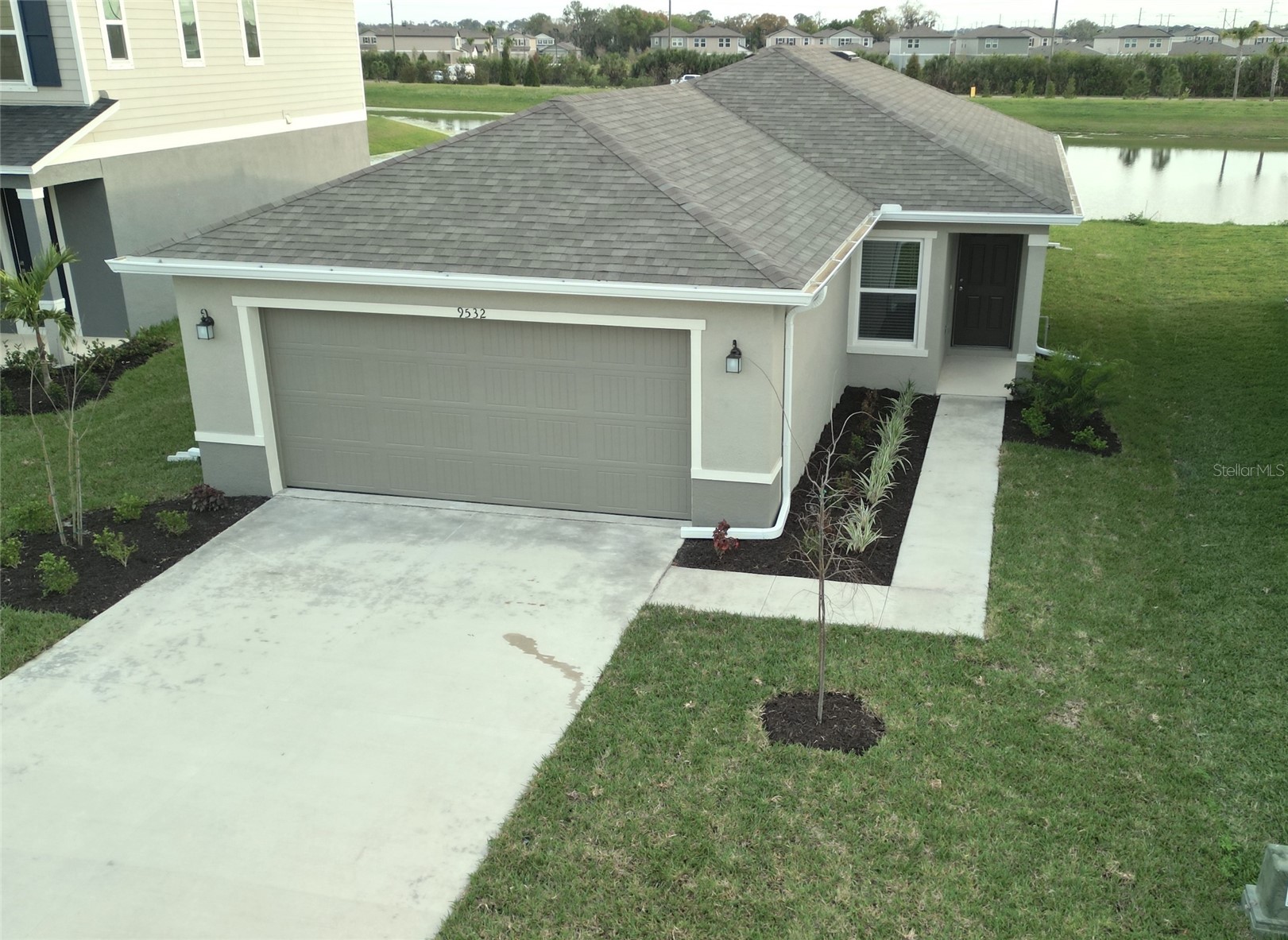 9532 SANDY BLUFFS CIRCLE