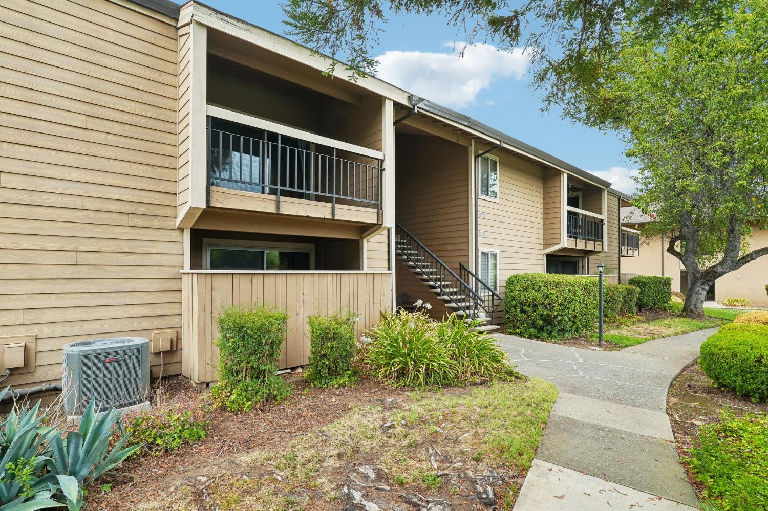 9160 Madison Ave #68, Fair Oaks, CA 95628-7710