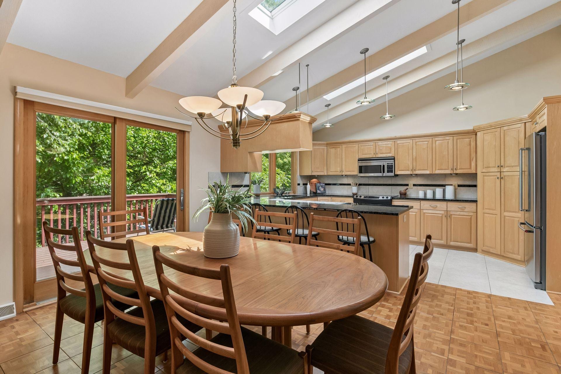 2700 Kyle Avenue N, Golden Valley, MN 55422