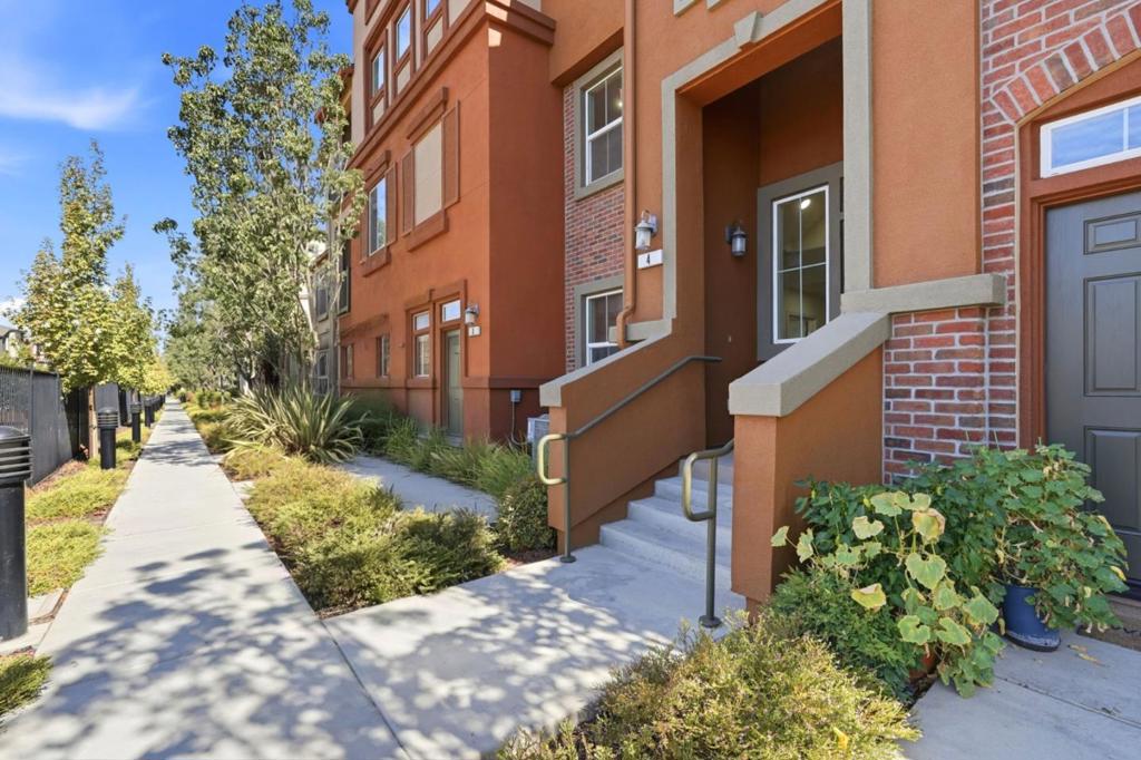 1025 Bellante Lane 4