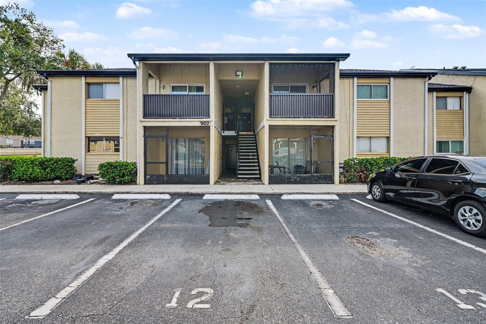902 LAKE DESTINY ROAD A