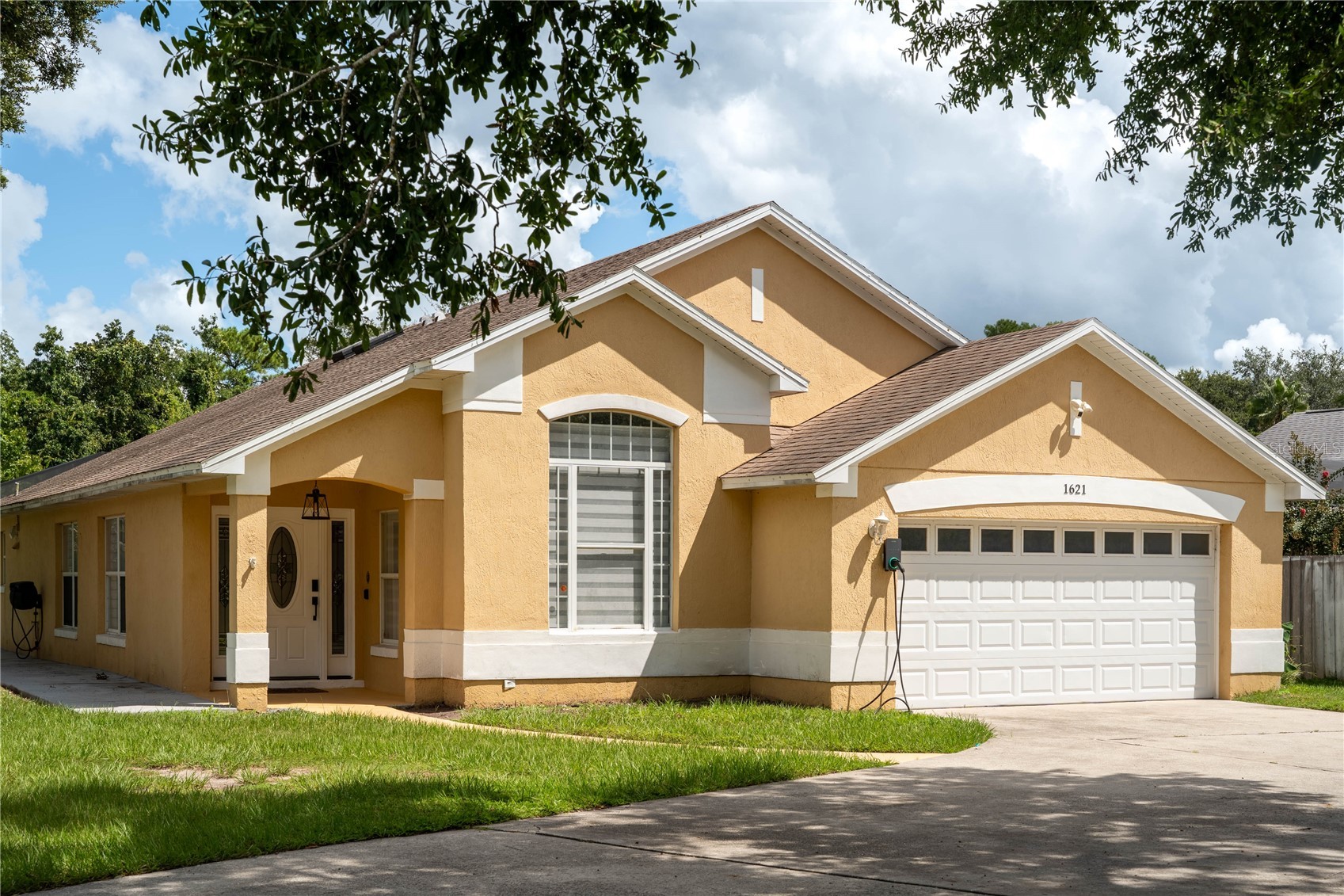 1621 BOULDER CREEK