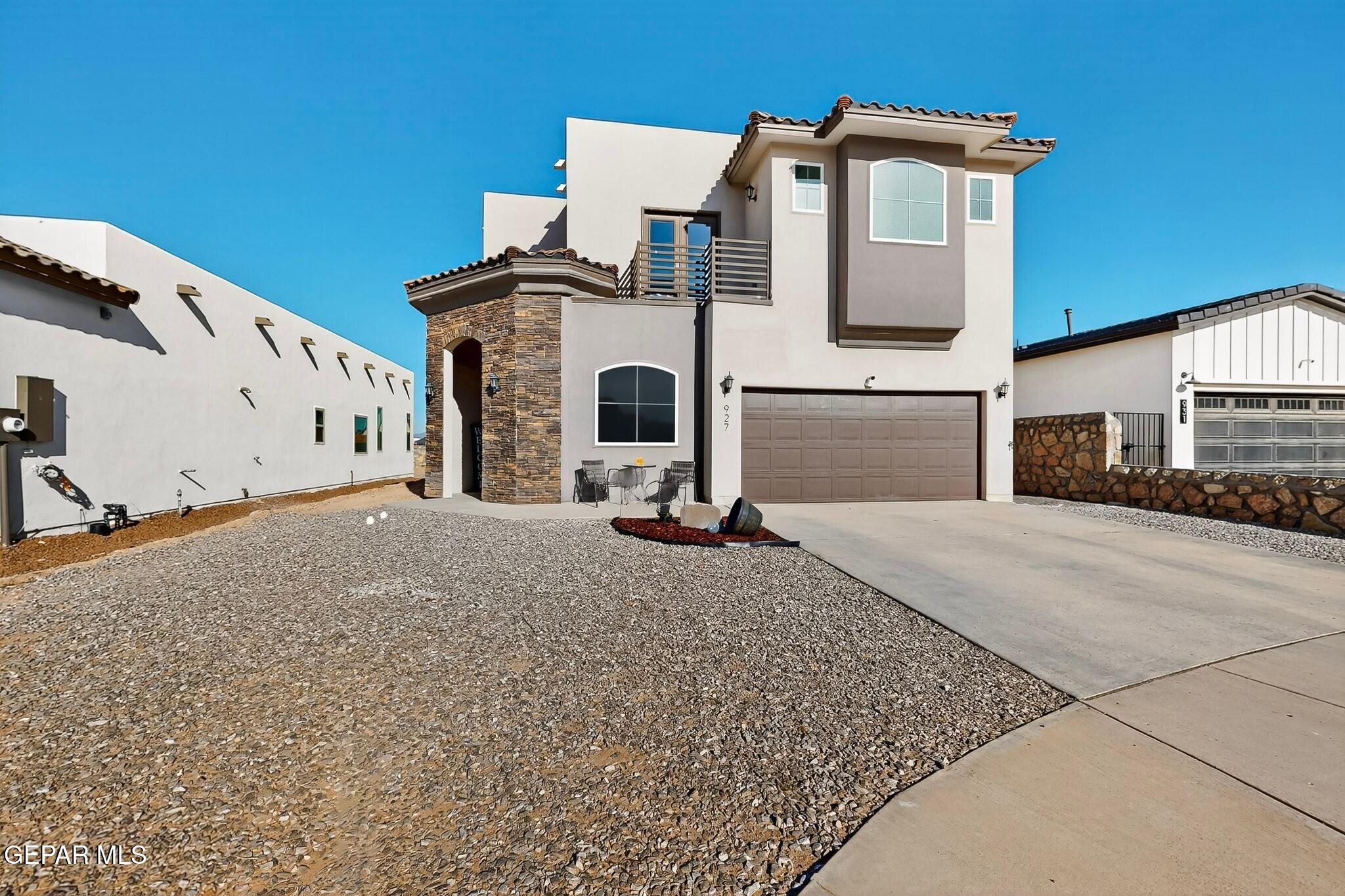 927 DEWSBURY Way, Horizon City, TX 79928