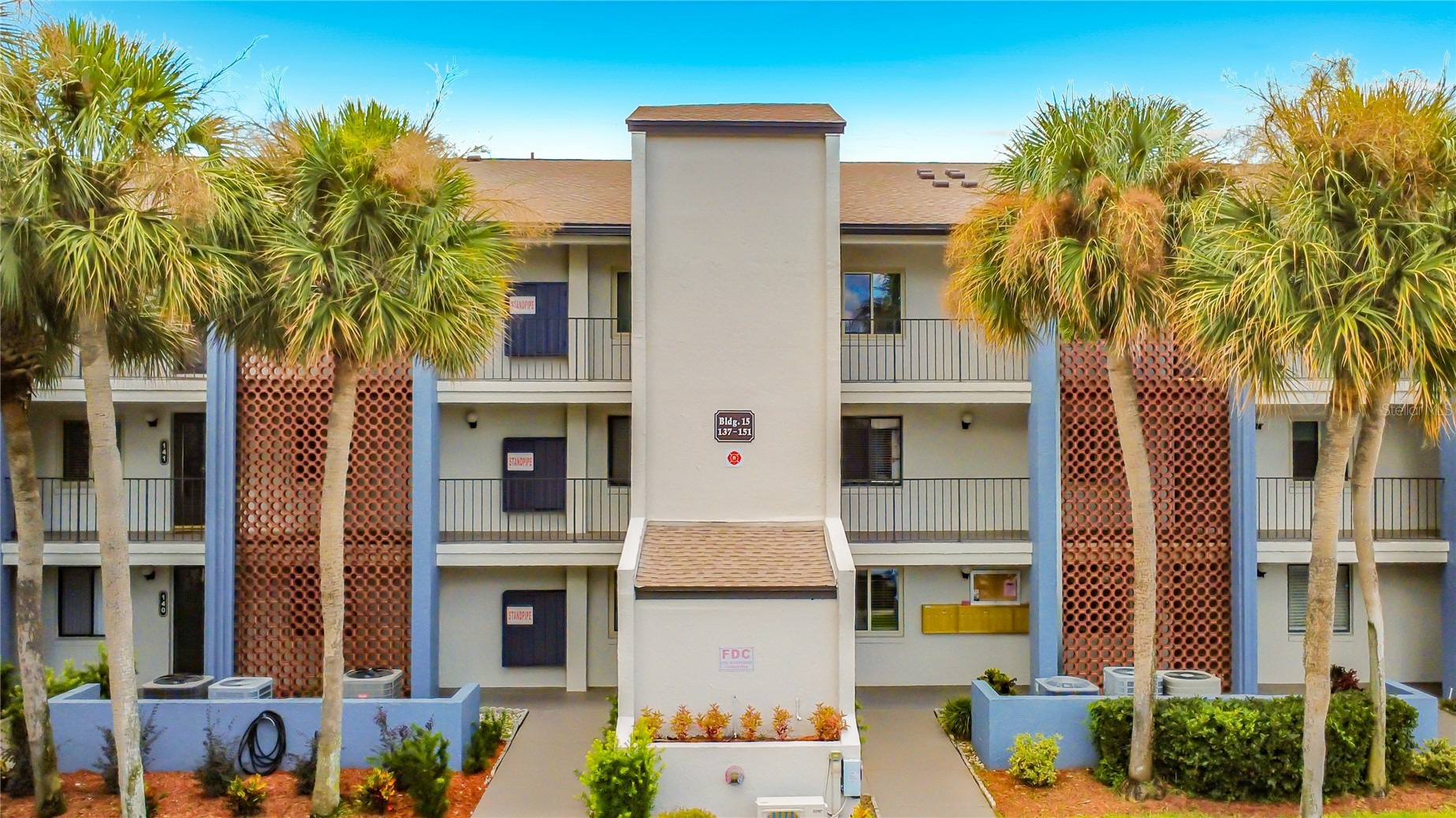 15 ESCONDIDO COURT 148