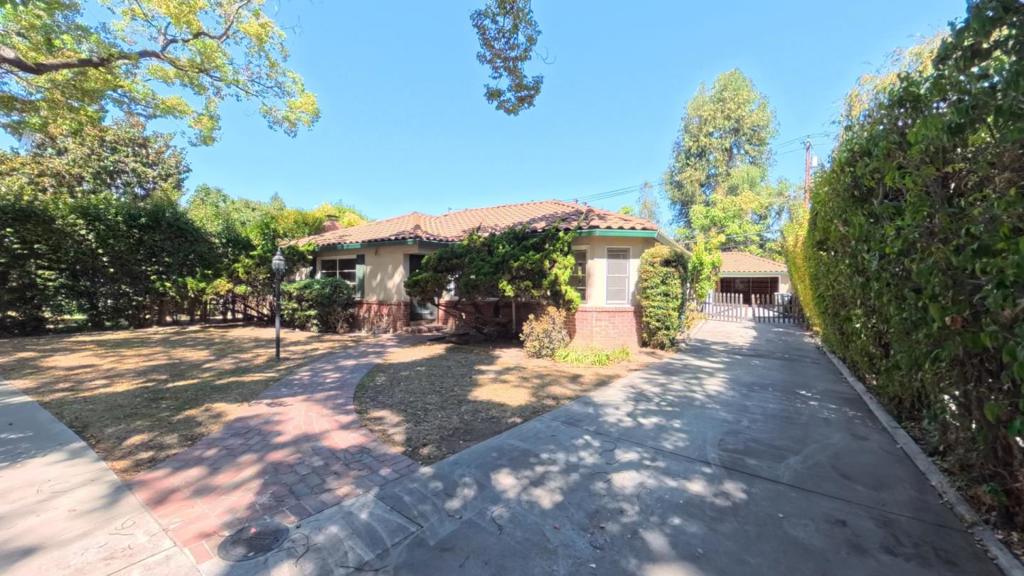 1006 Westwood Drive