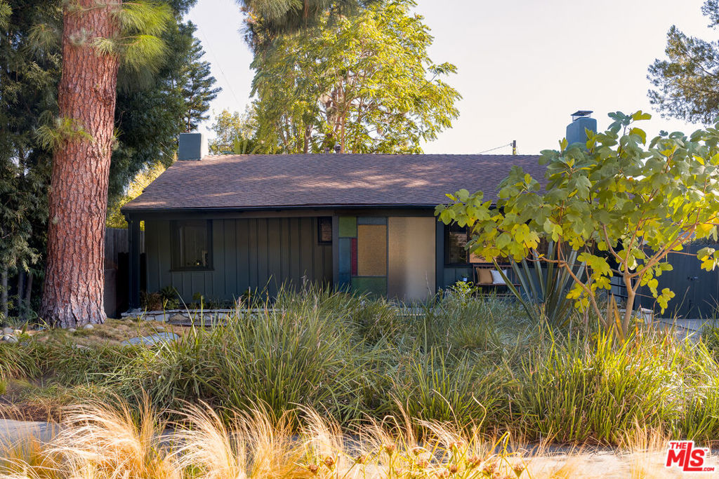 1718 Hill Drive