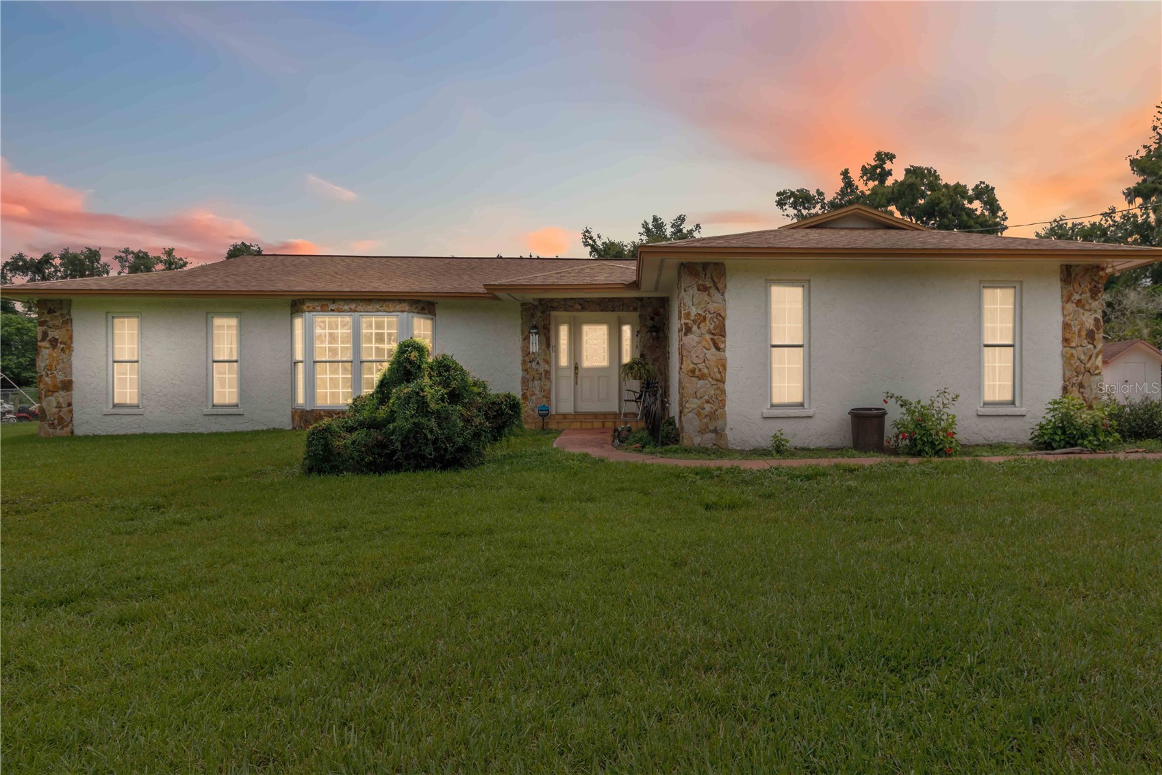 4803 LYNN OAKS CIRCLE